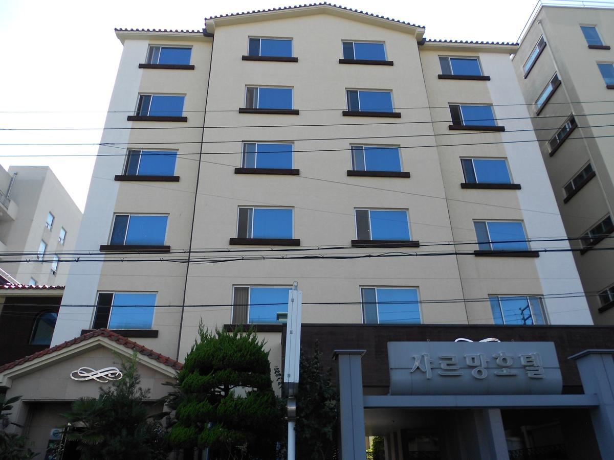 Charmant Hotel Mokpo Buitenkant foto