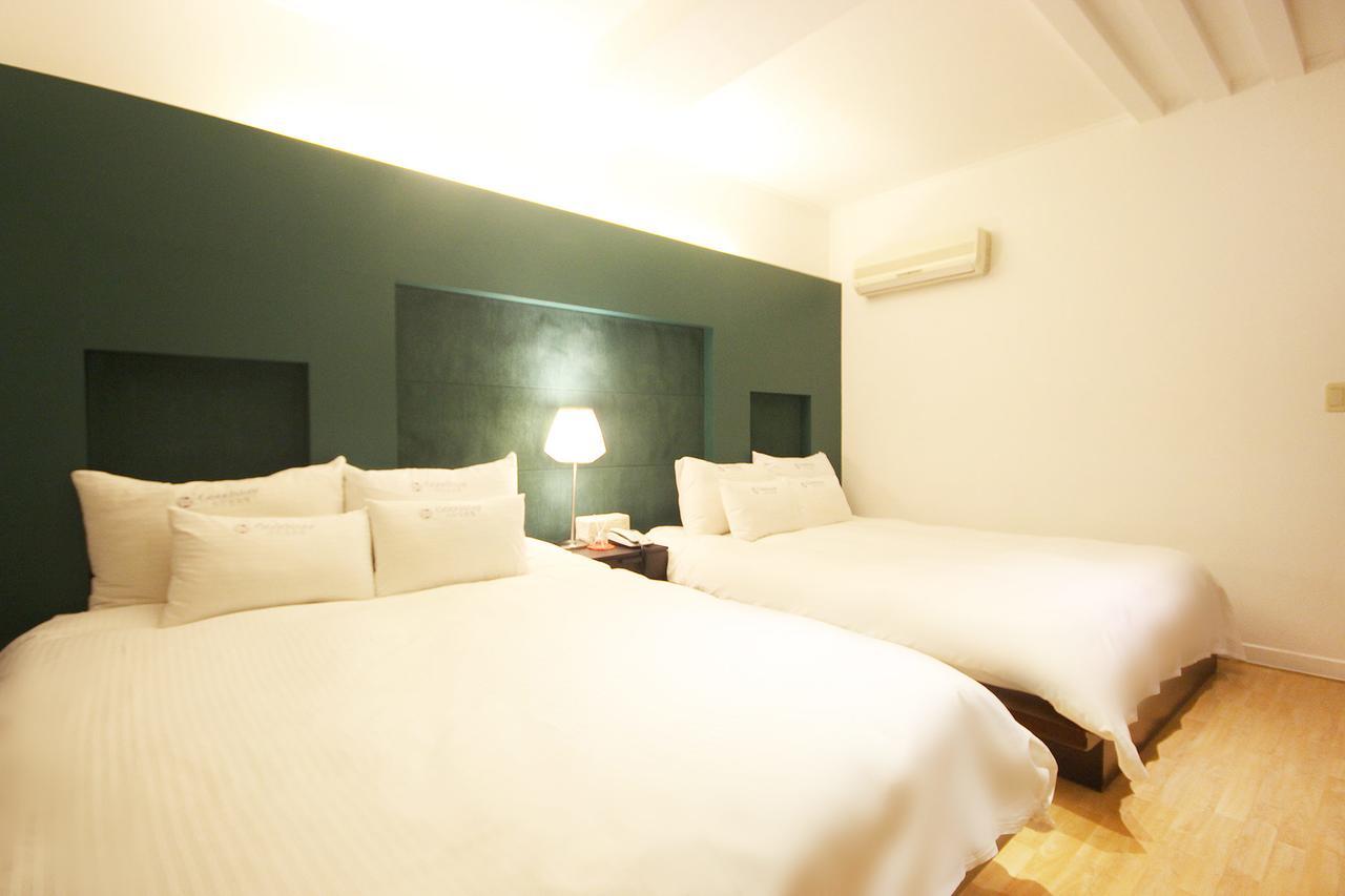 Charmant Hotel Mokpo Buitenkant foto
